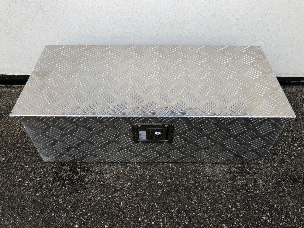 Aluminiumsverktøykasse L760 B335 H245mm